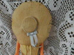 SUBURBAN SHOPPER HAT